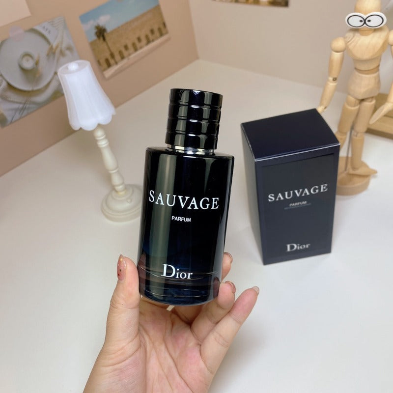 SAUVAGE PARFUM