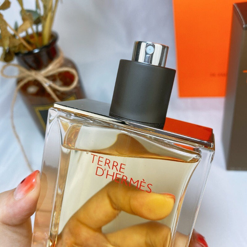 TERRE PARFUM EAU DE TOILETTE