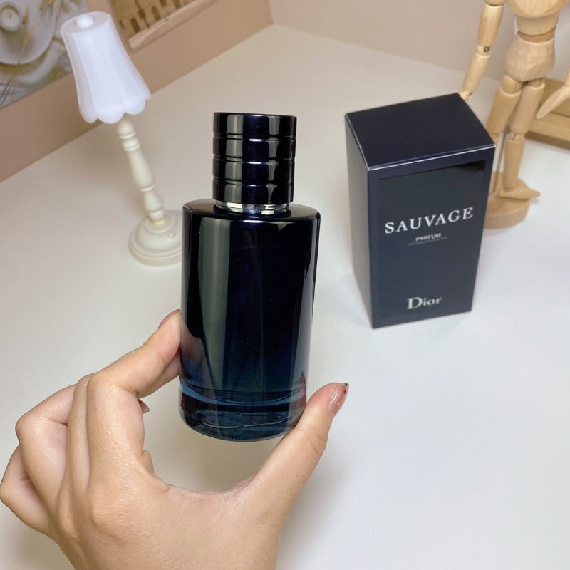 SAUVAGE PARFUM