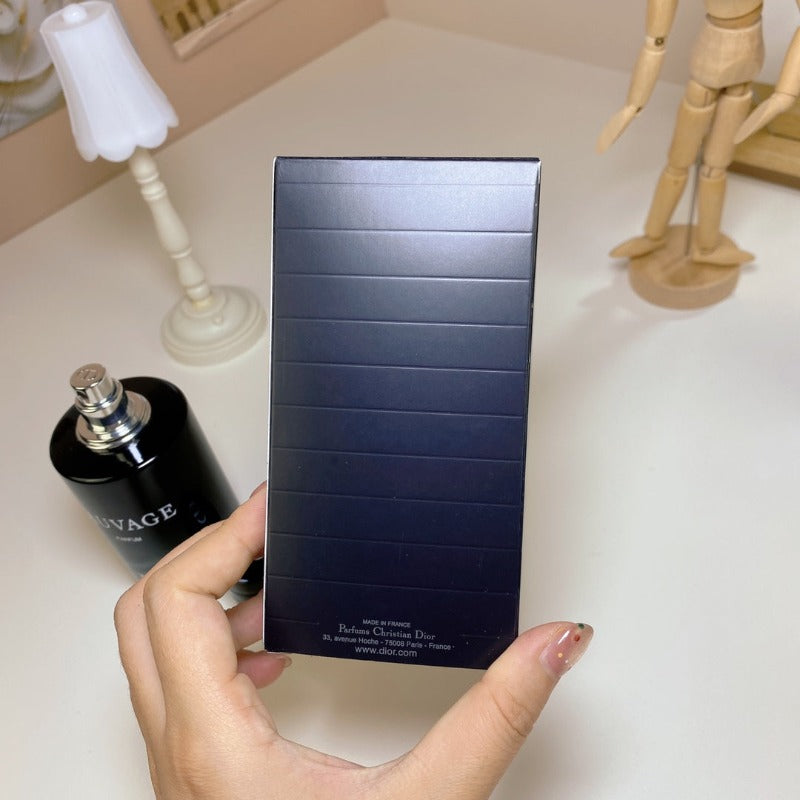 SAUVAGE PARFUM